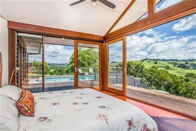 Ahşap sürgülü kapılar dış cephesi